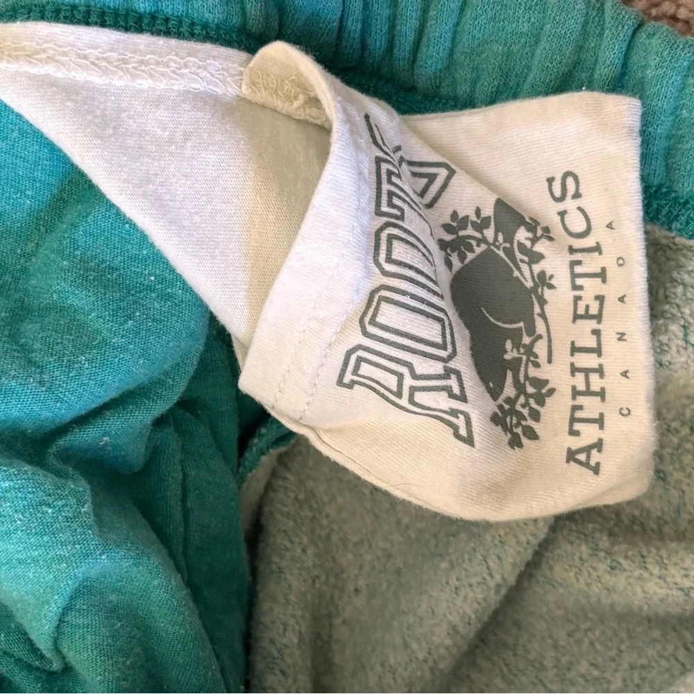Roots Sweat Shorts Green Cotton Terry Knit Relaxed Fit Size Medium - Picture 6 of 9
